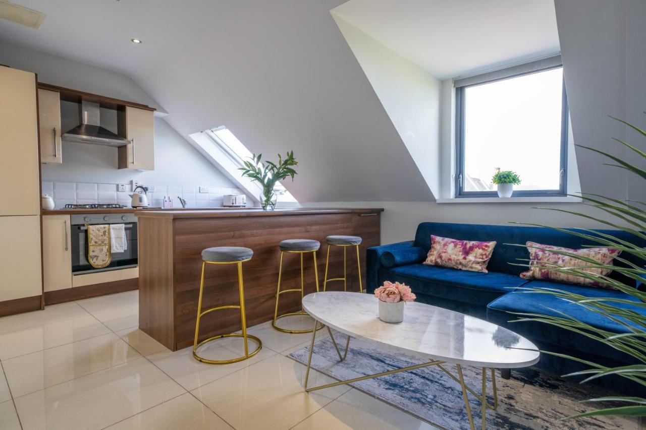 Three Bed Apartment Sleeps 5 In Botanic Белфаст Экстерьер фото