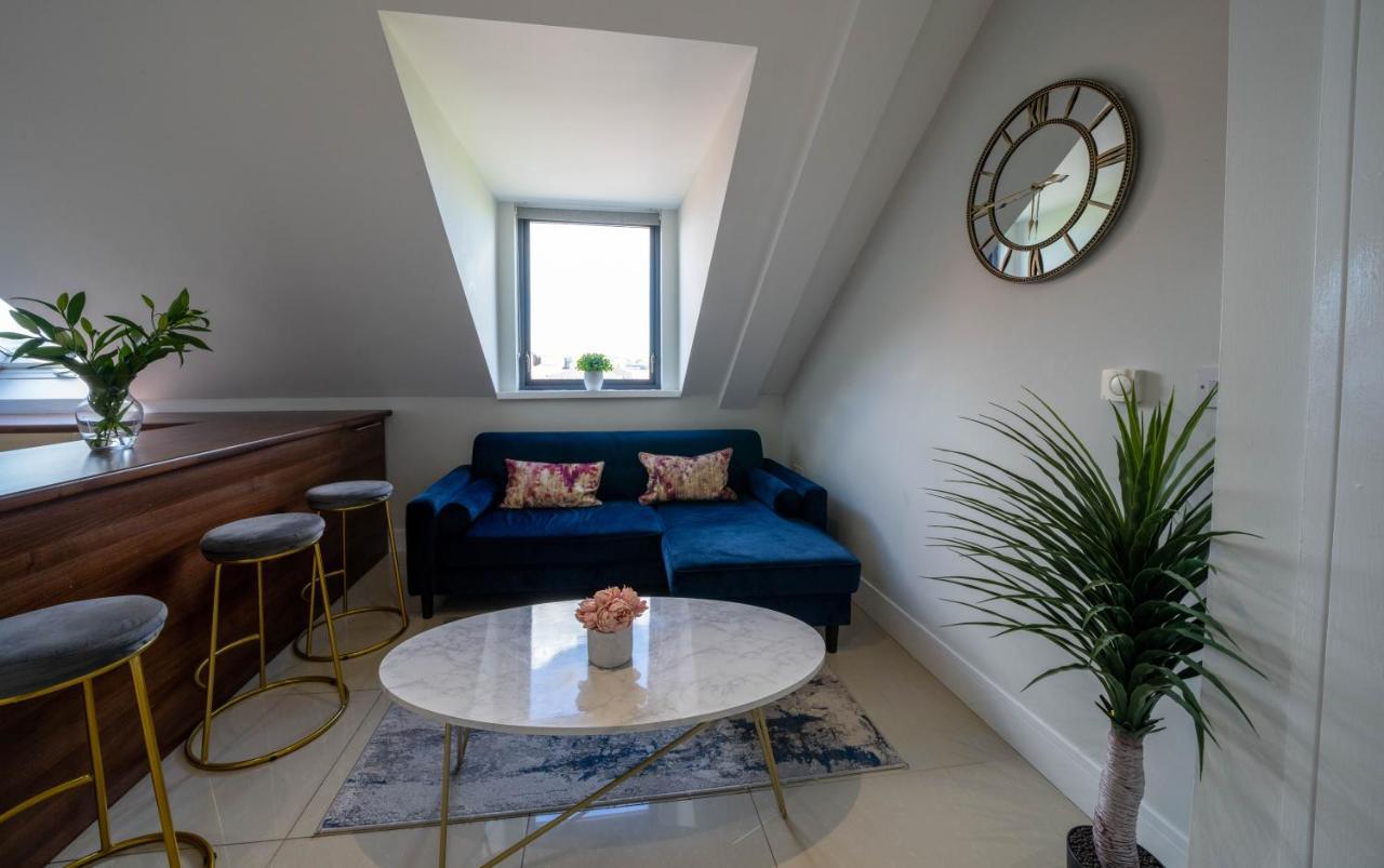 Three Bed Apartment Sleeps 5 In Botanic Белфаст Экстерьер фото
